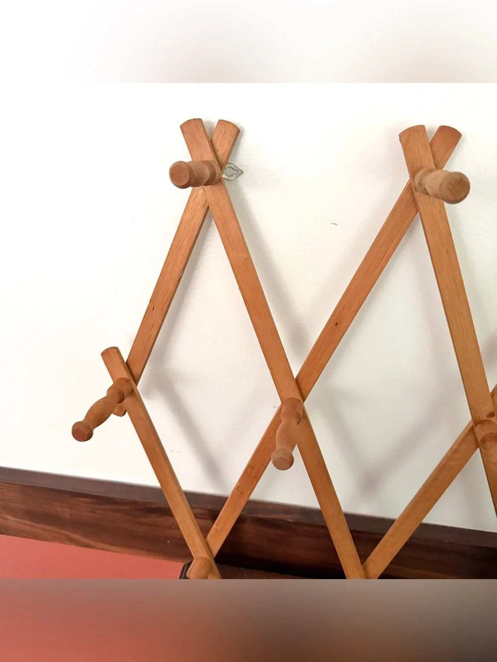 Vintage Accordion Rack Expanding Wooden Wall Hanger MCM Entryway Organizer 70s